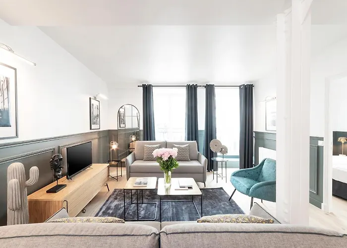 Livinparis - Luxury 4 Bedrooms Le Marais I